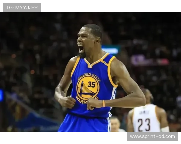 杜兰特家厨房贴满训练计划，连冰箱都写着“别碰宵夜”